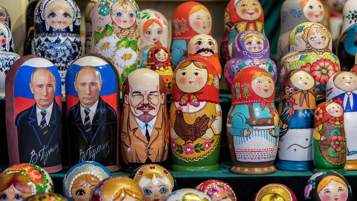Glosa: Putin opsal Leninův dekret. Stačilo změnit pár slov
